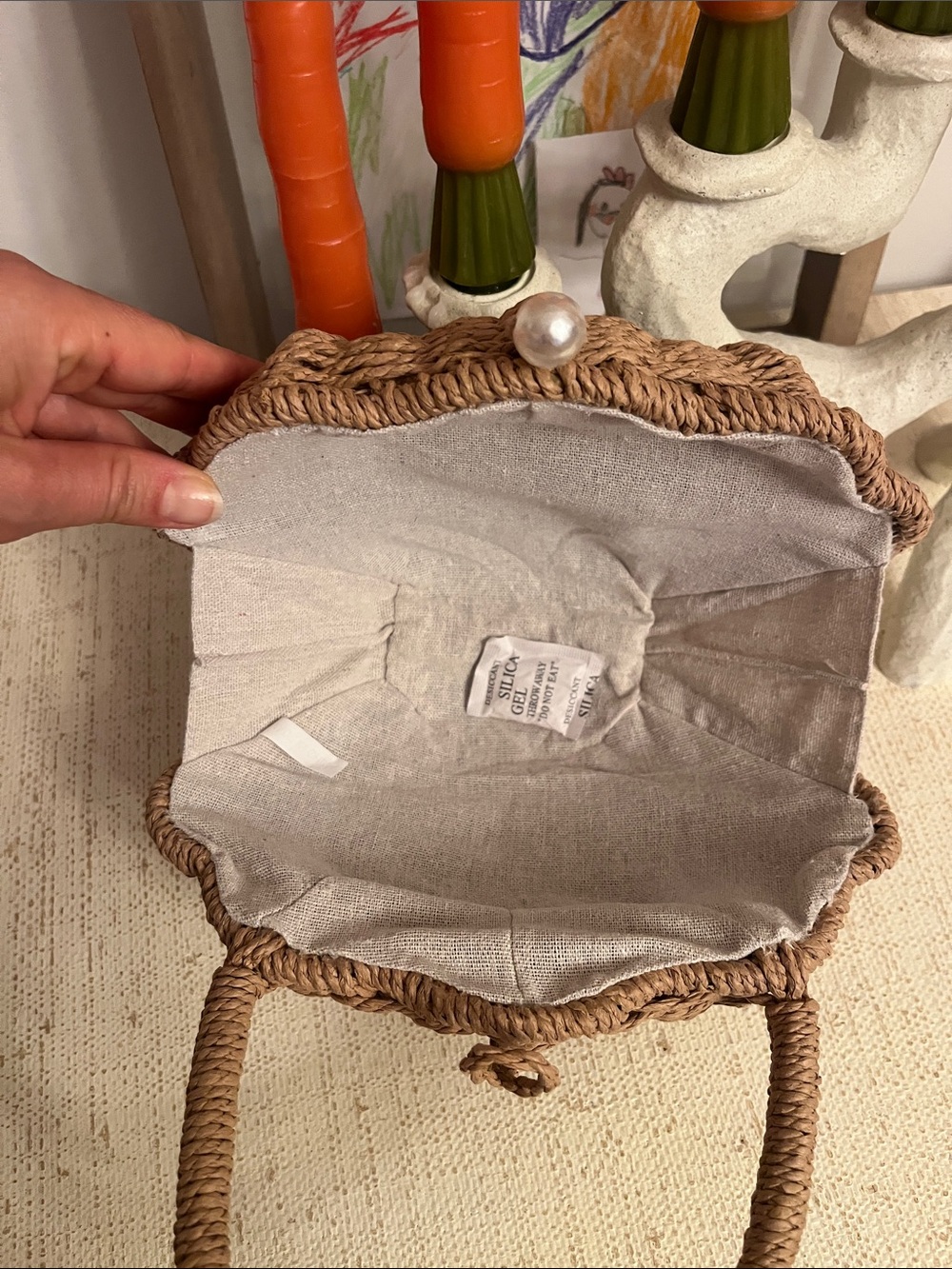 NWT Boho wowed Woven Shell-Shape Top-Handle Bag in Natural Straw Color - Picture 3 of 5